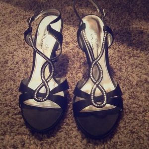 The touch of Vina heels